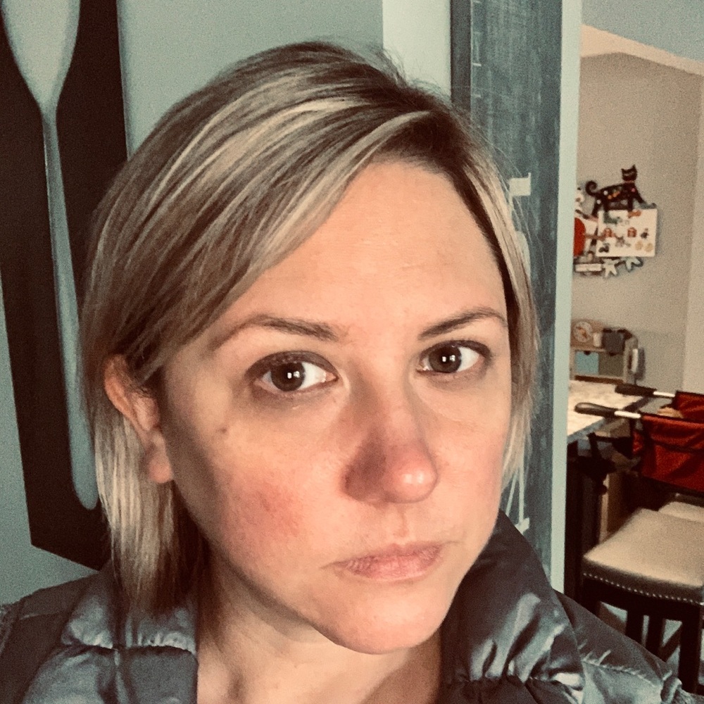 Meet your Posher, Lindy